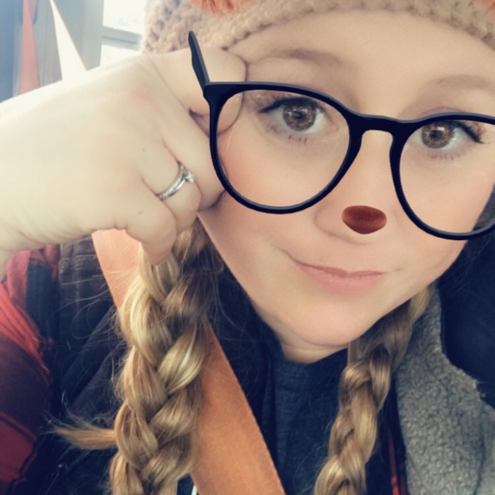 Meet your Posher, Eemily